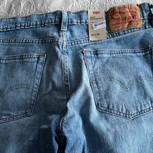 Levi’s Jeans 514 straight new with tag